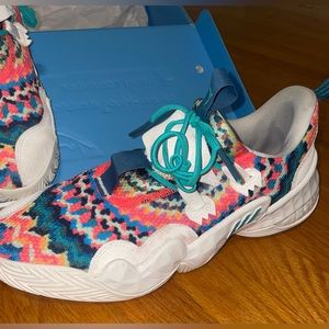 Selling the Adidas Trae Young One’s